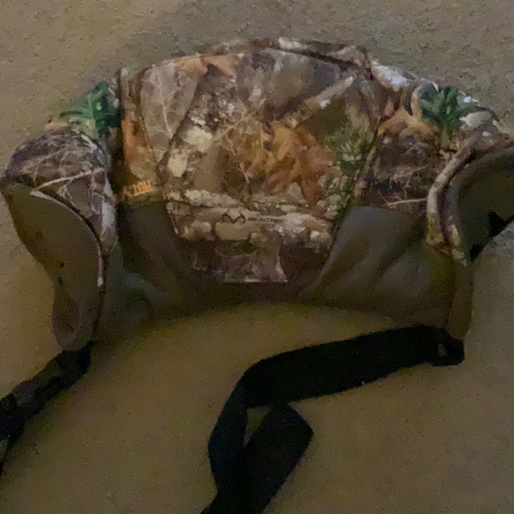 Hunter hand warmer Realtree used 1X #7142
